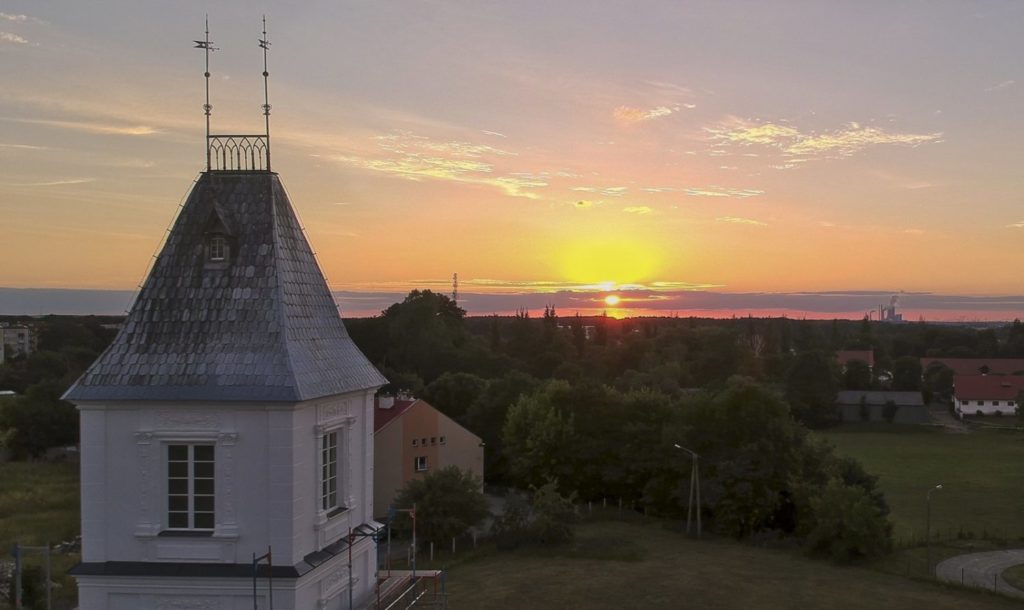 kozienice palac w kozienicach co zobaczyc w kozienicach atrakcje turystyczne na mazowszu na weekend zachod slonca nad palacem